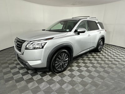 2023 Nissan Pathfinder SL Premium Package