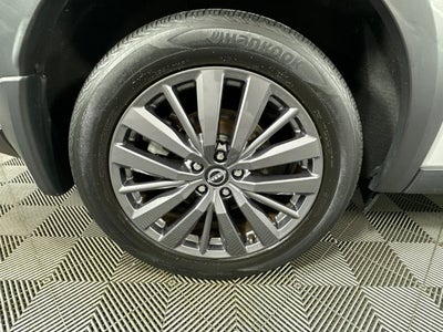2023 Nissan Pathfinder SL Premium Package