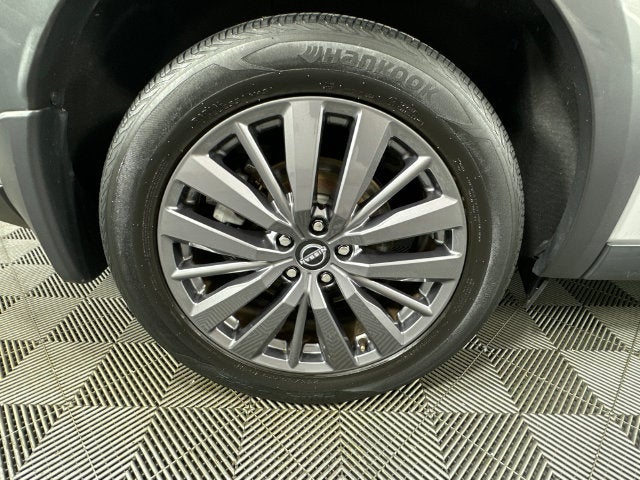 2023 Nissan Pathfinder SL Premium Package