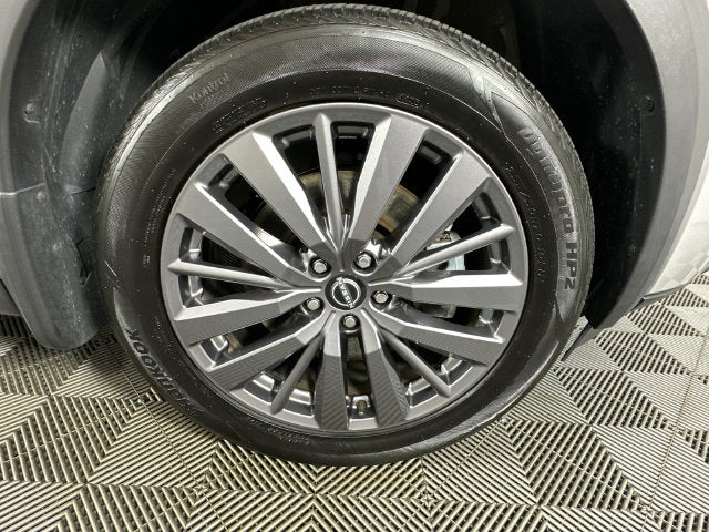 2023 Nissan Pathfinder SL Premium Package