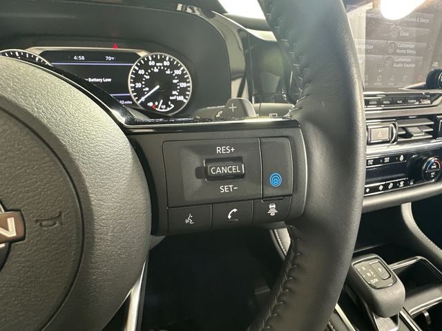 2023 Nissan Pathfinder SL Premium Package