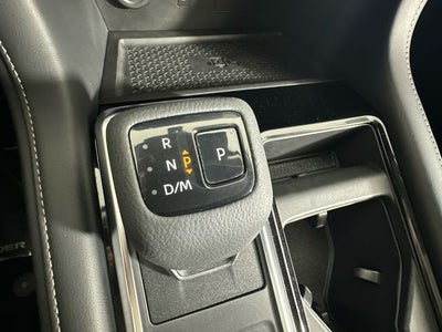 2023 Nissan Pathfinder SL Premium Package