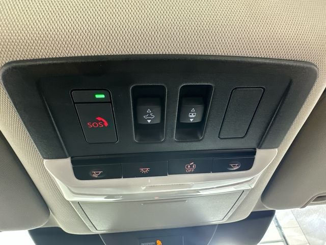 2023 Nissan Pathfinder SL Premium Package
