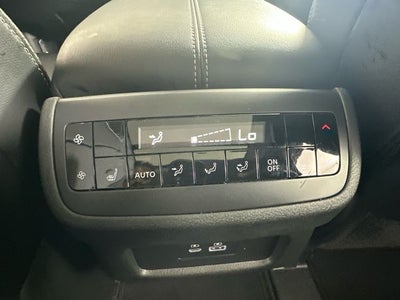 2023 Nissan Pathfinder SL Premium Package