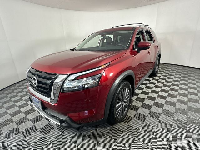 2023 Nissan Pathfinder SL Premium Package
