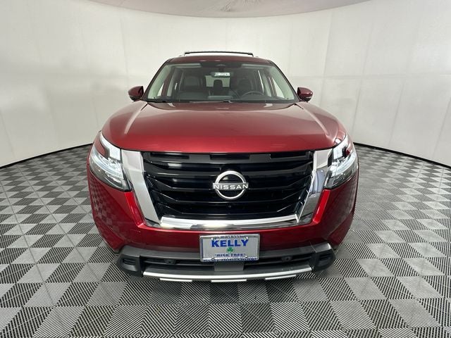 2023 Nissan Pathfinder SL Premium Package