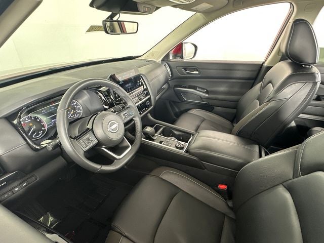 2023 Nissan Pathfinder SL Premium Package