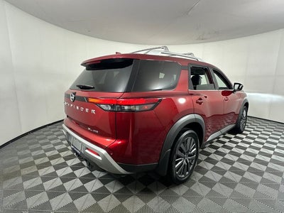 2023 Nissan Pathfinder SL Premium Package