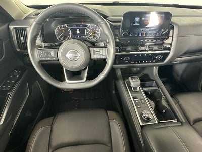 2023 Nissan Pathfinder SL Premium Package