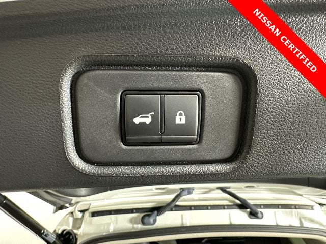 2024 Nissan Pathfinder SL Premium Package