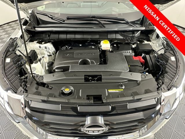 2024 Nissan Pathfinder SL Premium Package