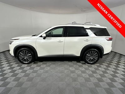 2024 Nissan Pathfinder SL Premium Package