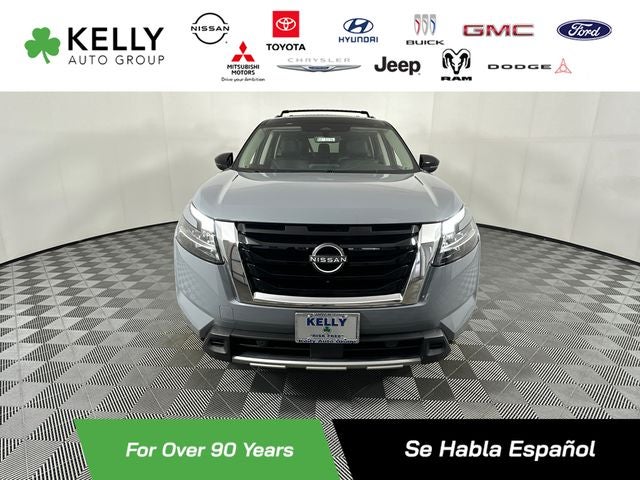 2023 Nissan Pathfinder SL Premium Package