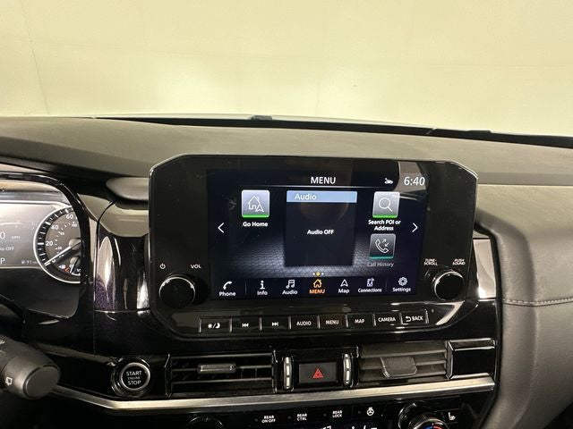 2023 Nissan Pathfinder SL Premium Package