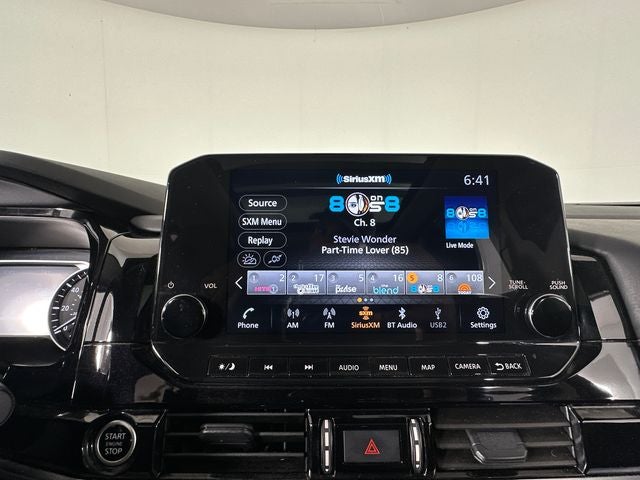 2023 Nissan Pathfinder SL Premium Package
