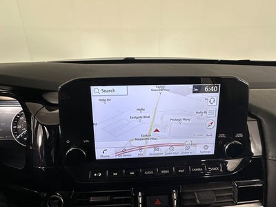 2023 Nissan Pathfinder SL Premium Package