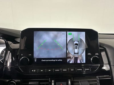 2023 Nissan Pathfinder SL Premium Package
