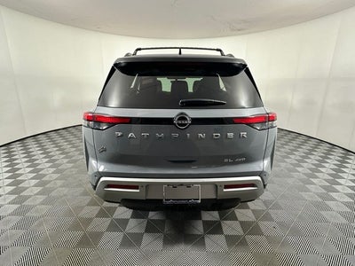 2023 Nissan Pathfinder SL Premium Package