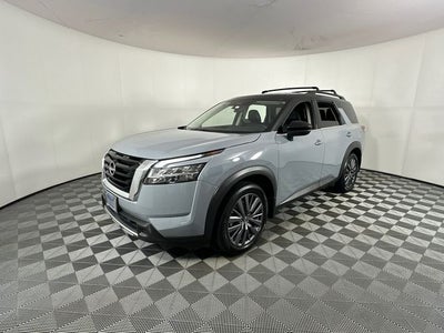 2023 Nissan Pathfinder SL Premium Package