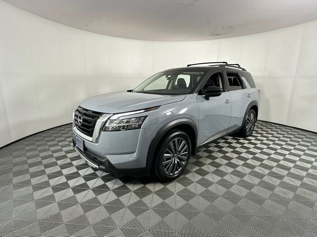 2023 Nissan Pathfinder SL Premium Package