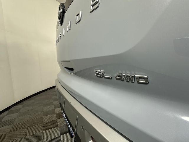 2023 Nissan Pathfinder SL Premium Package