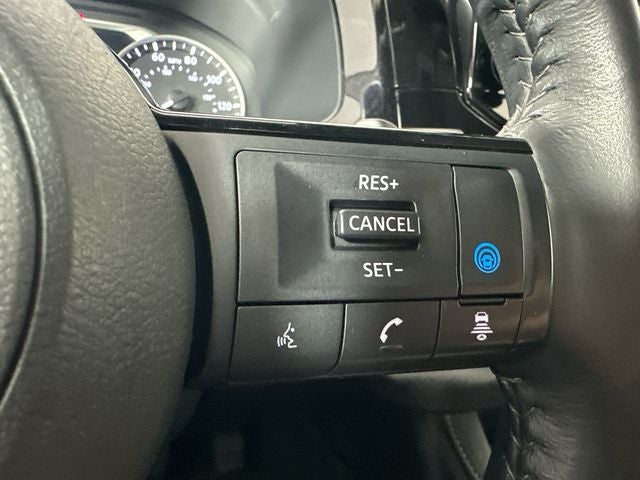 2024 Nissan Pathfinder SL Premium Package
