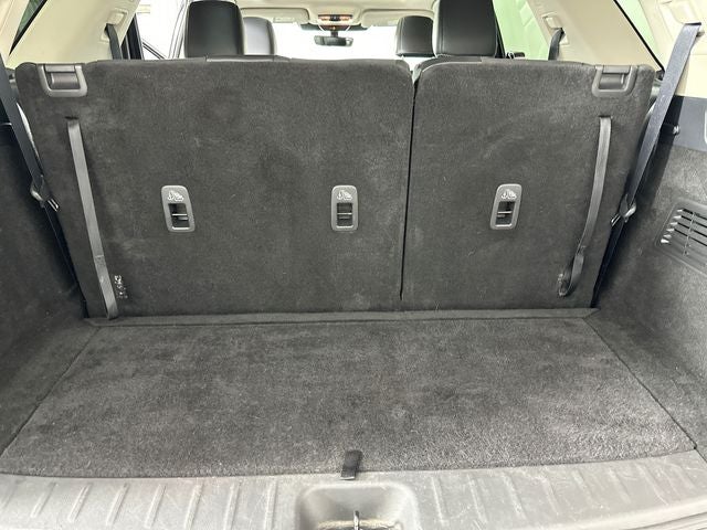2024 Nissan Pathfinder SL Premium Package