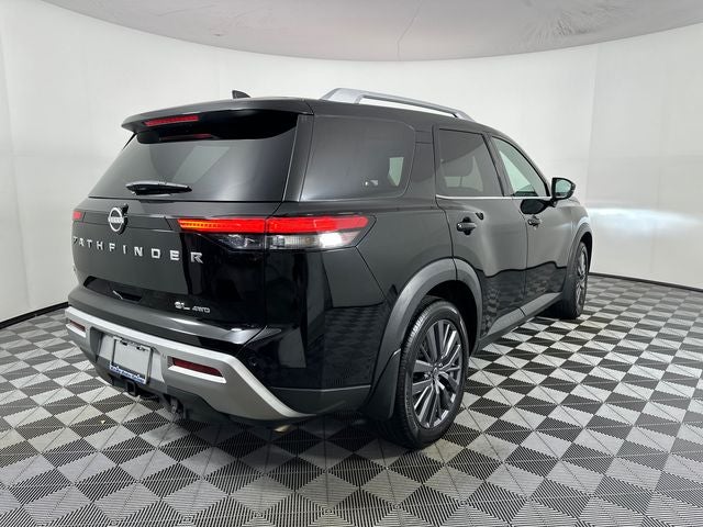 2024 Nissan Pathfinder SL Premium Package