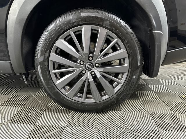 2024 Nissan Pathfinder SL Premium Package