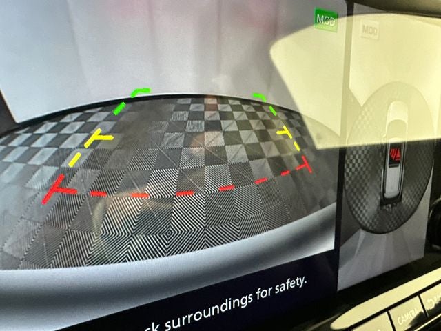 2022 Nissan Pathfinder Platinum Bench Seat Package