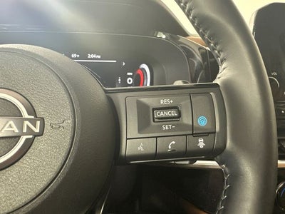 2023 Nissan Pathfinder Platinum