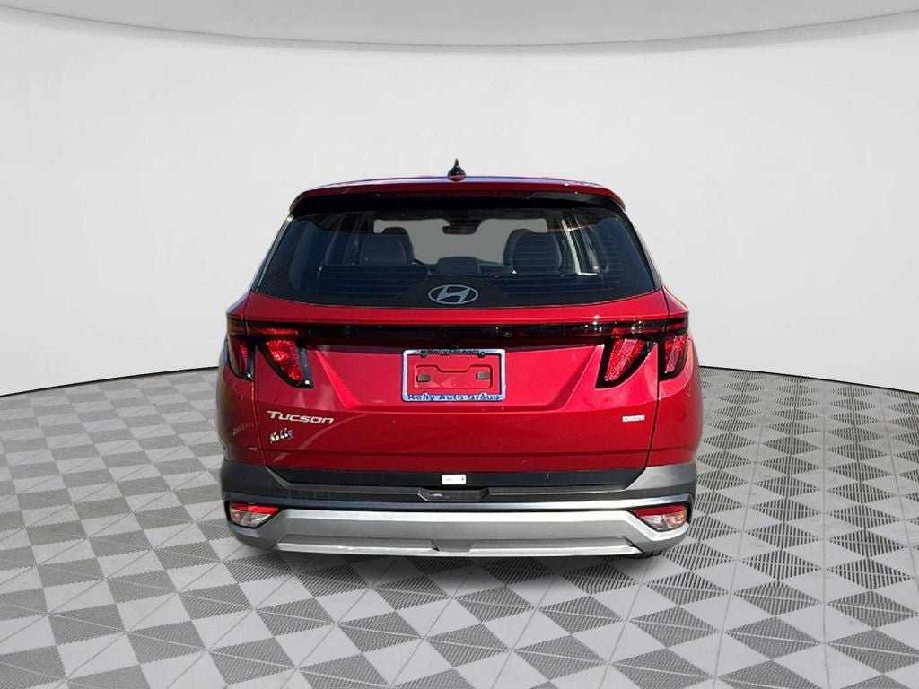 2026 Hyundai TUCSON SE