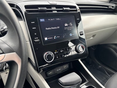 2024 Hyundai TUCSON SE