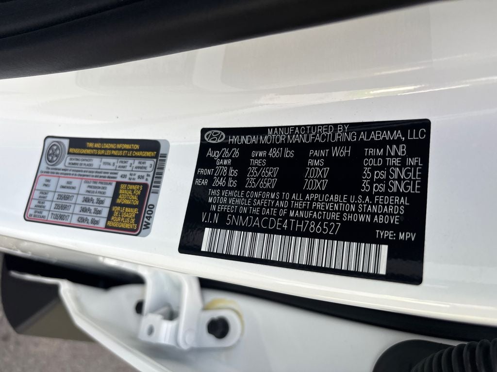 2026 Hyundai TUCSON SE