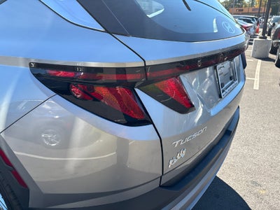 2026 Hyundai TUCSON SE