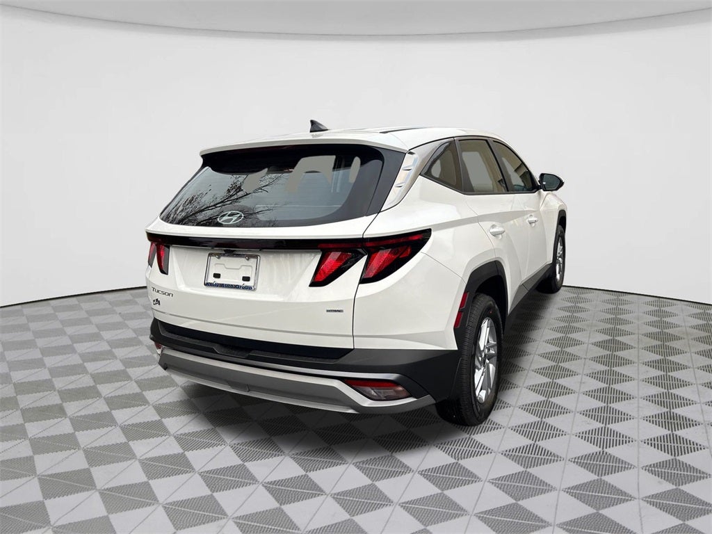 2026 Hyundai TUCSON SE