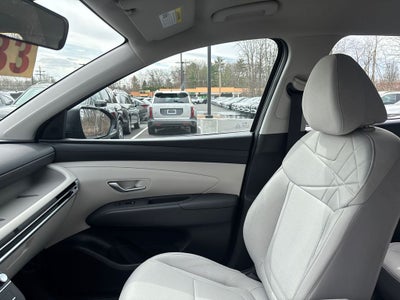 2026 Hyundai TUCSON SE