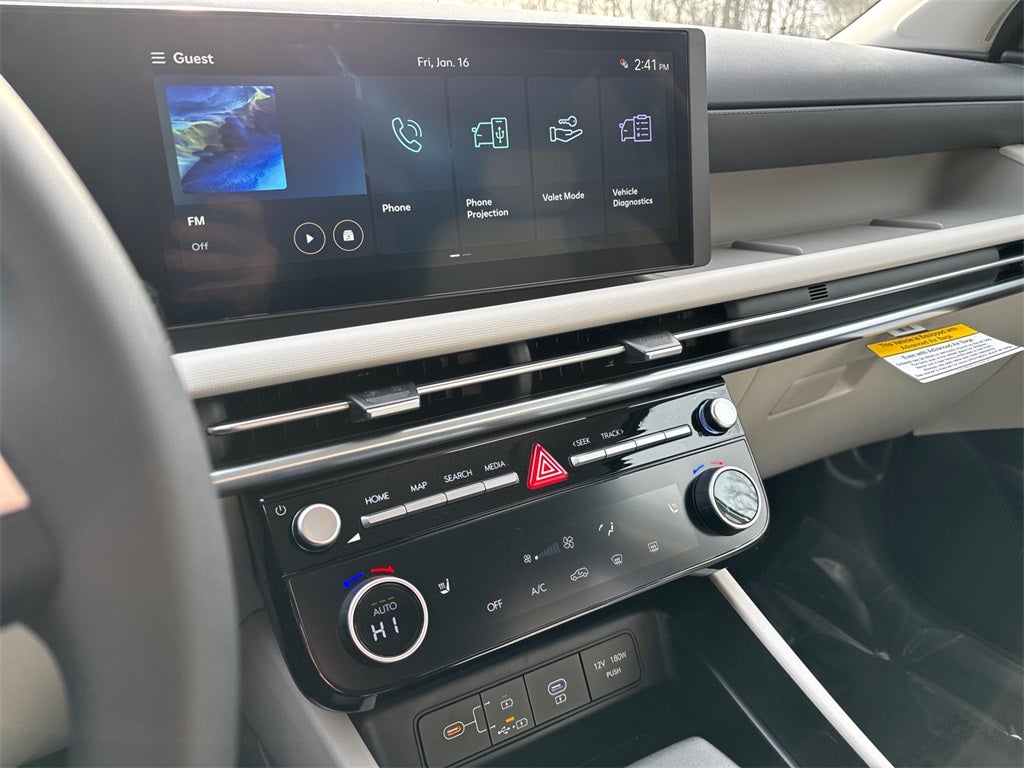 2026 Hyundai TUCSON SEL