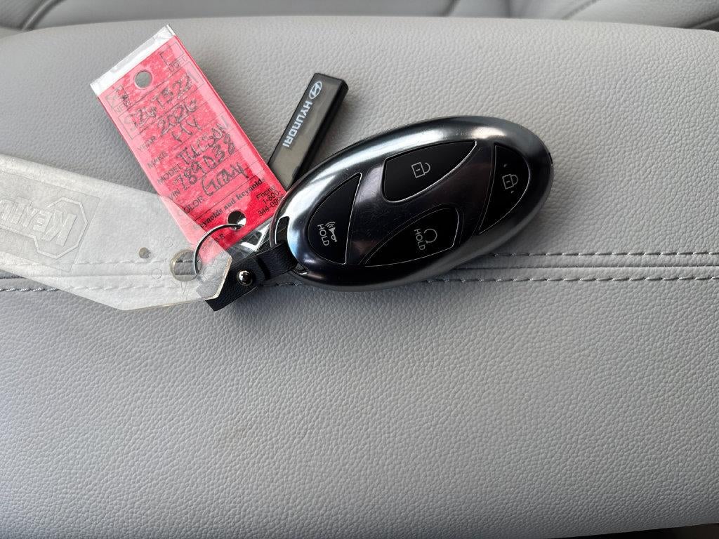 2026 Hyundai TUCSON SEL Premium