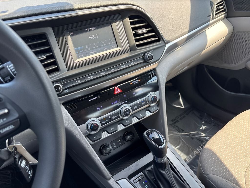 2020 Hyundai ELANTRA SE