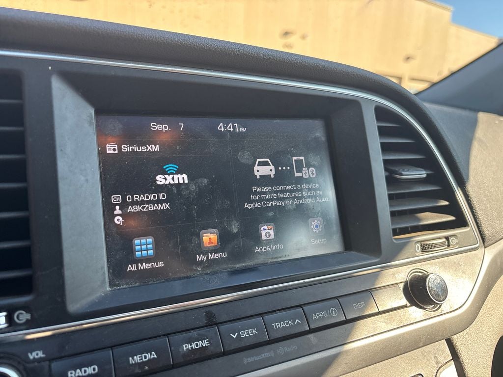 2017 Hyundai ELANTRA SE