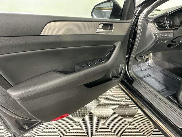 2019 Hyundai SONATA Sport