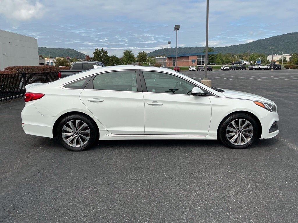 2016 Hyundai SONATA Sport