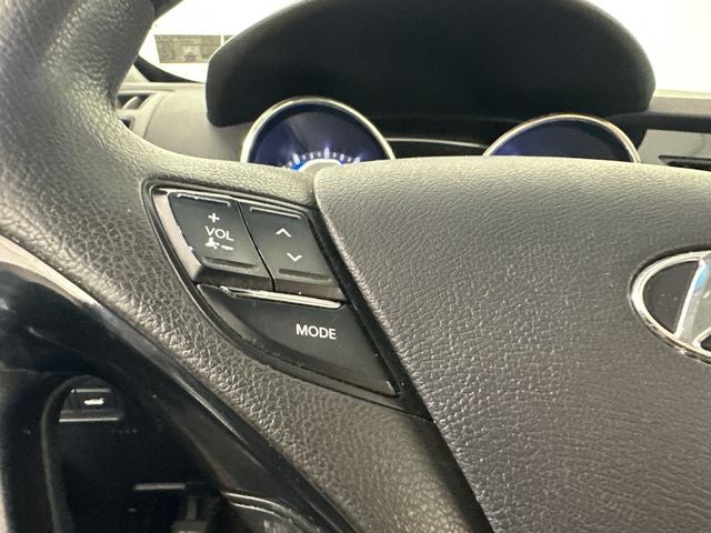 2012 Hyundai SONATA SE