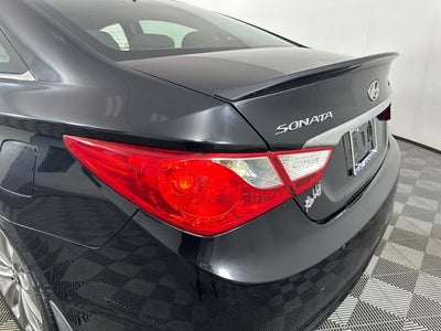 2012 Hyundai SONATA SE