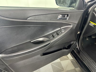 2012 Hyundai SONATA SE