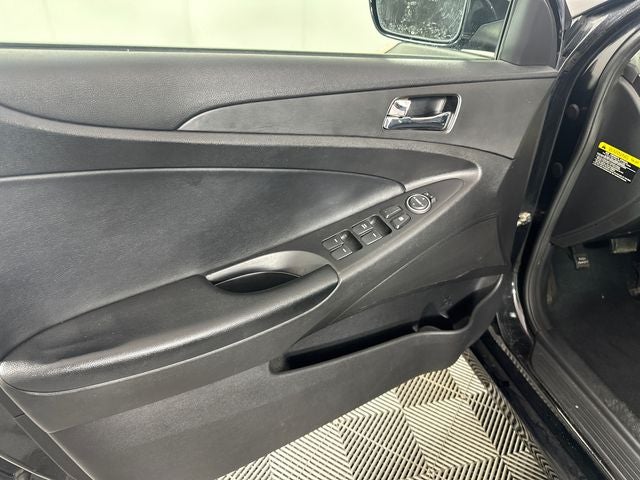 2012 Hyundai SONATA SE