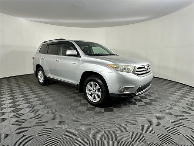 2011 Toyota Highlander SE