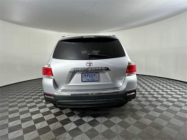 2011 Toyota Highlander SE