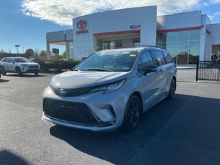 2025 Toyota Sienna XSE 7 Passenger